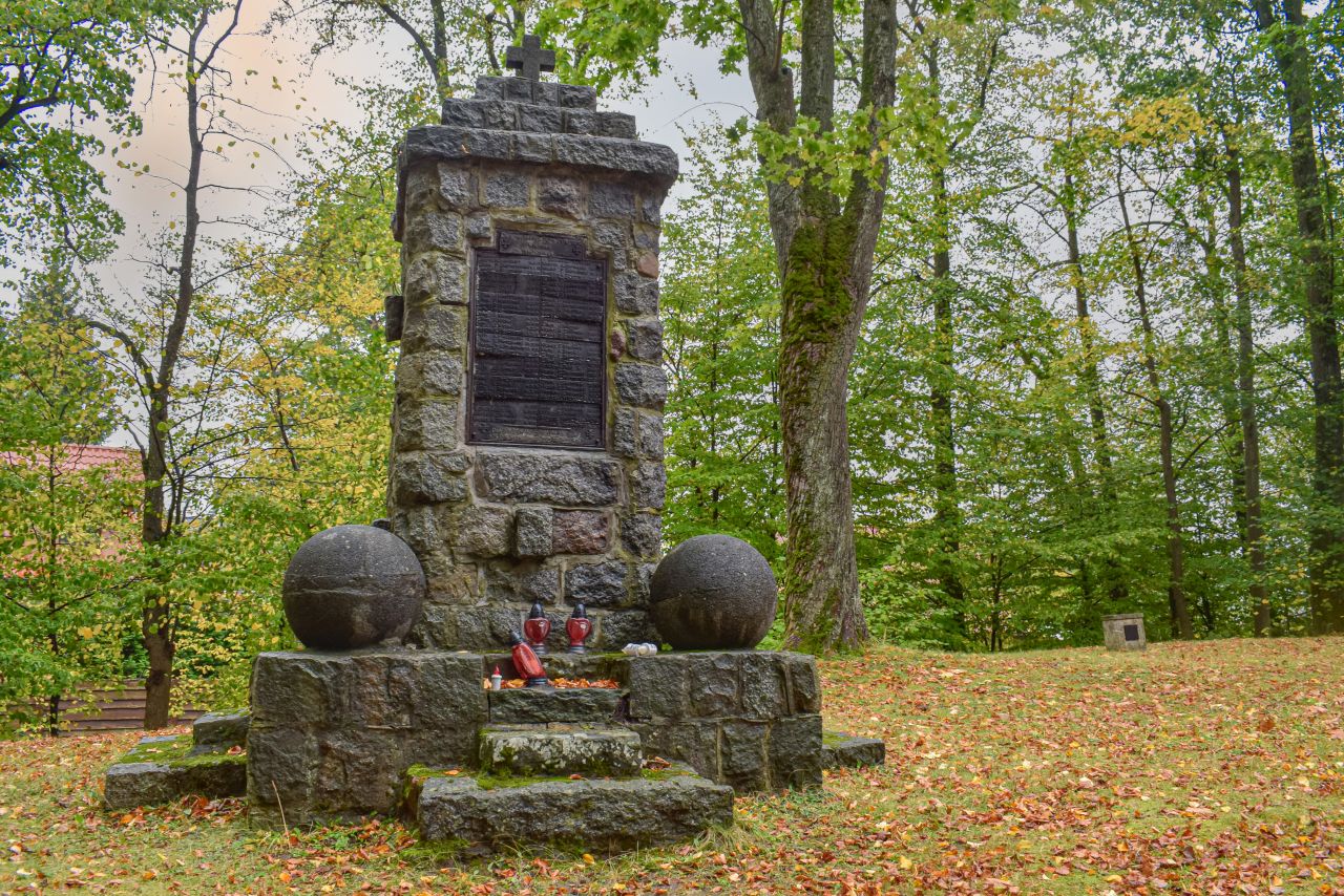 Pomnik poświęcony ofiarom I wojny światowej w Gutkowie