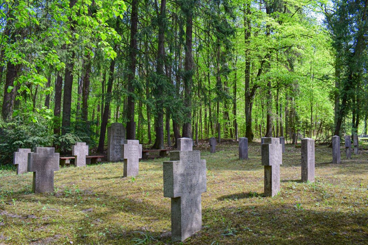 Cmentarz wojskowy w Rucianem-Nidzie