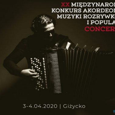 Zdjęcie - plakat na którym jest akordeonista na czarnym tle. Na plakacie także informacja i data kiedy odbędzie się koncert.