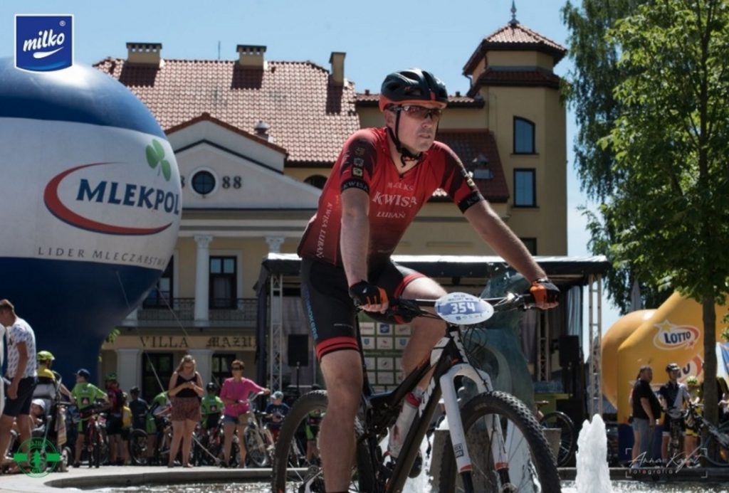 Zdjęcie zapraszające do Mikołajek na Łaciate Mazury MTB „W Krainie Sielawowego Króla” Mikołajki. 