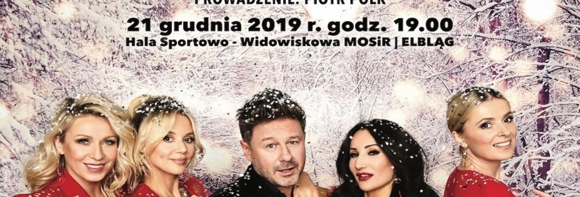 Zdjęcie w scenerii zimowej artyści występujący w koncercie od lewej strony Kasia Cerekwicka, Kasia Moś, Andrzej Piasek Piaseczny, Justyna Steczkowska i Halina Młynkowa.     