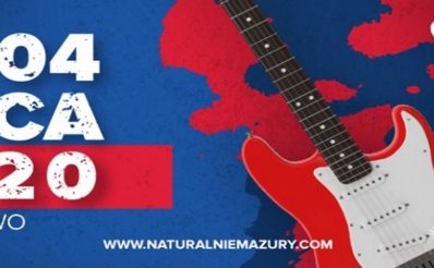 Zdjęcie. plakat zapraszający do Węgorzewa na Festiwal Naturalnie Mazury 2020. Na plakacie informacja o imprezie data, zdjęcie gitary oraz logo graficzne festiwalu.