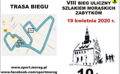 Zdjęcie, plakat zapraszający na 19 kwietnia 2020 roku do Morąga na 8 edycję Biegu Szlakiem Morąskich Zabytków. Plakat przedstawia graficzny zarys trasy biegu, napisy zapraszające na bieg oraz graficzny rysunek Ratusza w Morągu.
