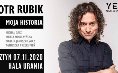 Plakat graficzny zapraszający 7 listopada 2020 r. do Olsztyna na Koncert Piotra Rubika "Moja Historia" - Olsztyn 2020. Na plakacie zdjęcie artysty, nazwiska zaproszonych wykonawców oraz data i miejsce imprezy.