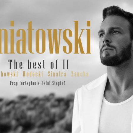 Plakat graficzny zapraszający do Elbląga na koncert Sławka Uniatowskiego – THE BEST OF II - Elbląg 2021. Na plakacie zdjęcie wykonawcy oraz napisy.   
