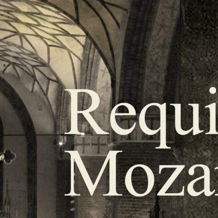 Plakat graficzny zapraszający do Olsztyna na koncert Requiem Mozarta w Bazylice konkatedralnej św. Jakuba w Olsztynie.  