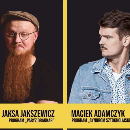 Plakat graficzny zapraszający do Szczytna na występ Stand-up: Maciek Adamczyk & Arkadiusz Jaksa Jakszewicz.