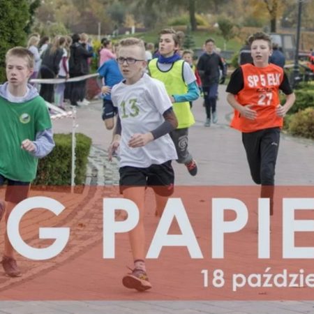 Plakat zapraszający do Ełku na Bieg Papieski Ełk 2022.