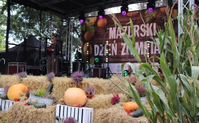 Zdjęcie zapraszające do miejscowości Kraplewo w gminie Ostróda na Mazurski Dzień Ziemniaka Kraplewo. 