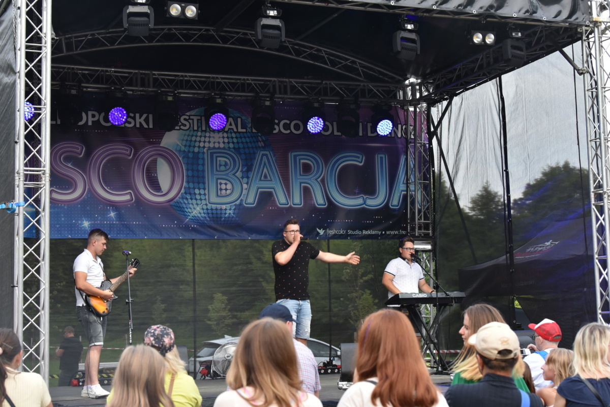 Zdjęcie zapraszające do Bartoszyc na kolejną edycję Ogólnopolskiego Festiwalu Disco Polo i Dance "Disco Barcja" Bartoszyce.