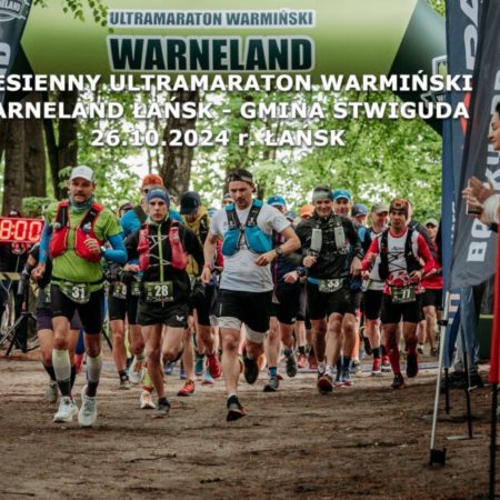 Plakat zapraszający w sobotę 26 października 2024 r. na 5. edycję Jesiennego Ultramaratonu Warmińskiego "Warneland" Łańsk 2024.