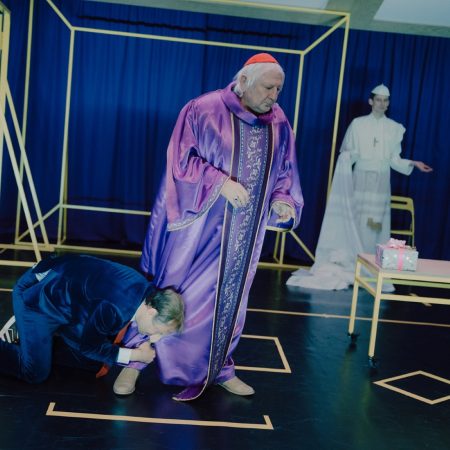 Zdjęcie zapraszające do Teatru Jaracza w Olsztynie na spektakl teatralny „Złe Wychowanie” Teatr Jaracza Olsztyn.