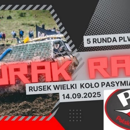 Plakat zapraszający w niedzielę 14 września 2025 r. do miejscowości Rusek Wielki k. Pasymia na Wyścig Wraków - 5 Runda 2025 PLW Rusek Wielki k. Pasymia 2025.