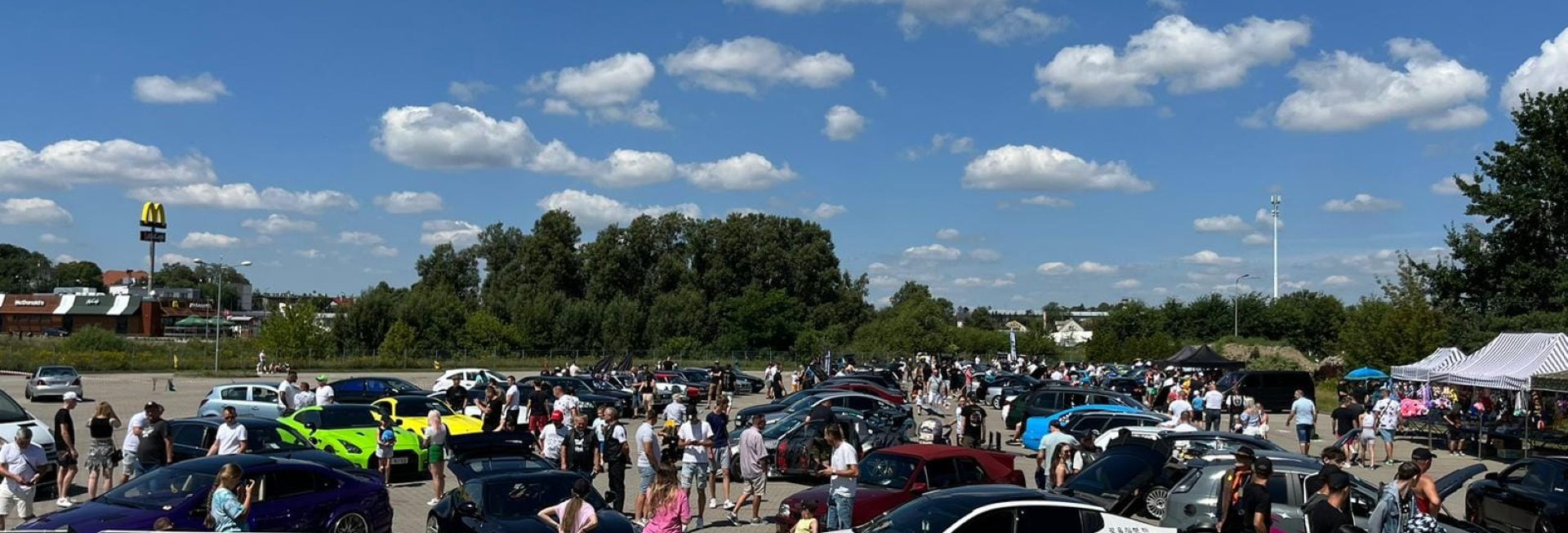 Plakat zapraszający w sobotę 19 lipca 2025 r. do Działdowa na Auto Show Działdowo 2025.