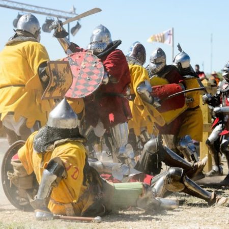 Zdjęcie zapraszające do Grunwaldu na Puchar Świata w Sportowych Walkach Rycerskich Grunwald 2026.