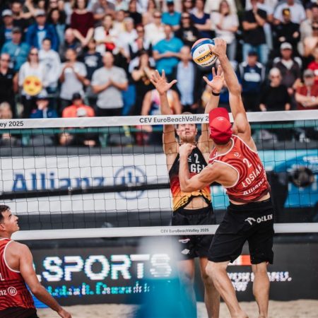 Zdjęcie zapraszające do Starych Jabłonek na Mistrzostwa Europy Euro Bech Volley Stare Jabłonki.  