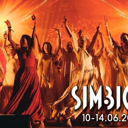 Plakat zapraszający w dniach 10-14 czerwca 2026 r. do miejscowości Warchały na kolejną edycję Festiwalu Simbiosa Warchały 2026.