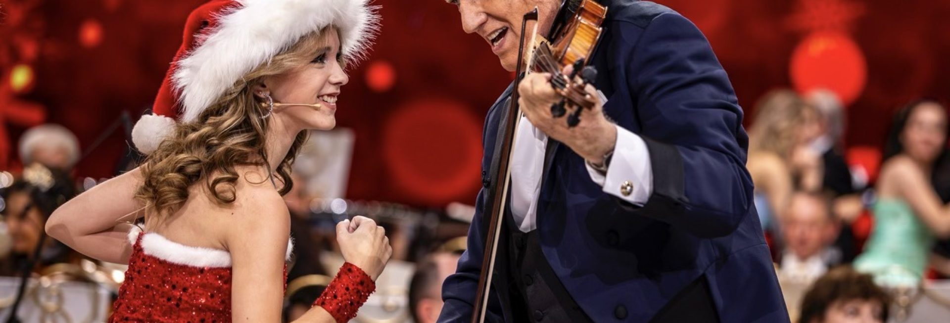 Zdjęcie zapraszające w niedzielę 1 lutego 2026 r. do Ełku na koncert André Rieu & Orkiestra Johanna Straussa! "Wesołych Świąt" Ełk 2026. 