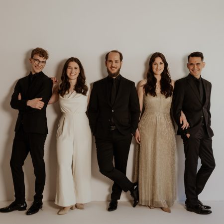 Zdjęcie zapraszające w piątek 22 maja 2026 r. do Olsztyna na koncert "Bach na nowo" Filharmonia Olsztyn 2026. 