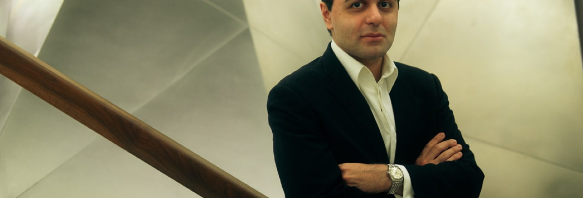Zdjęcie zapraszające w niedzielę 21 czerwca 2026 r. do Olsztyna na koncert Davida Khrikuli - recital fortepianowy Filharmonia Olsztyn 2026.