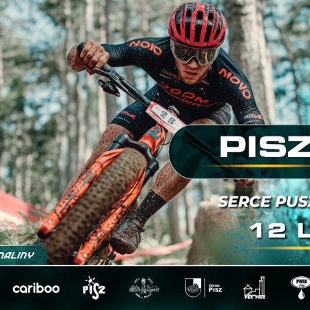 Plakat zapraszający w niedzielę 12 lipca 2026 r. do Pisza na wyścig Łaciate Mazury MTB Pisz – Serce Puszczy Piskiej Pisz 2026. 