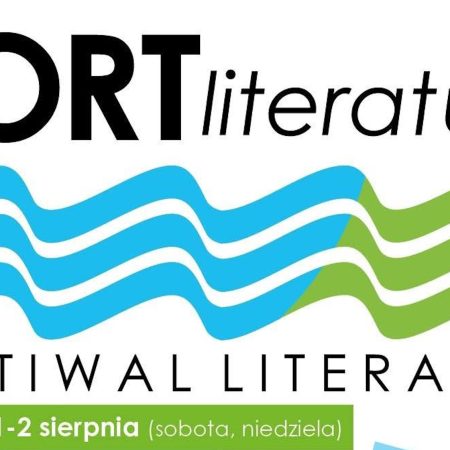 Plakat zapraszający w dniach 1-2 sierpnia 2026 r. do Giżycka na Festiwal Literacki PORTliteratura Giżycko 2026.  