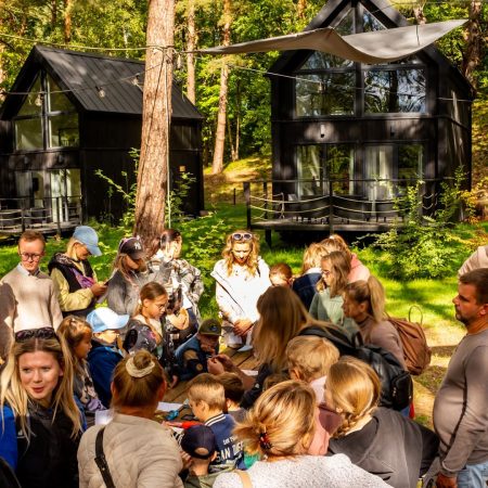 Zdjęcie zapraszające do Fromborka na Jesienny Ptasi Piknik w Narusie Frombork. 